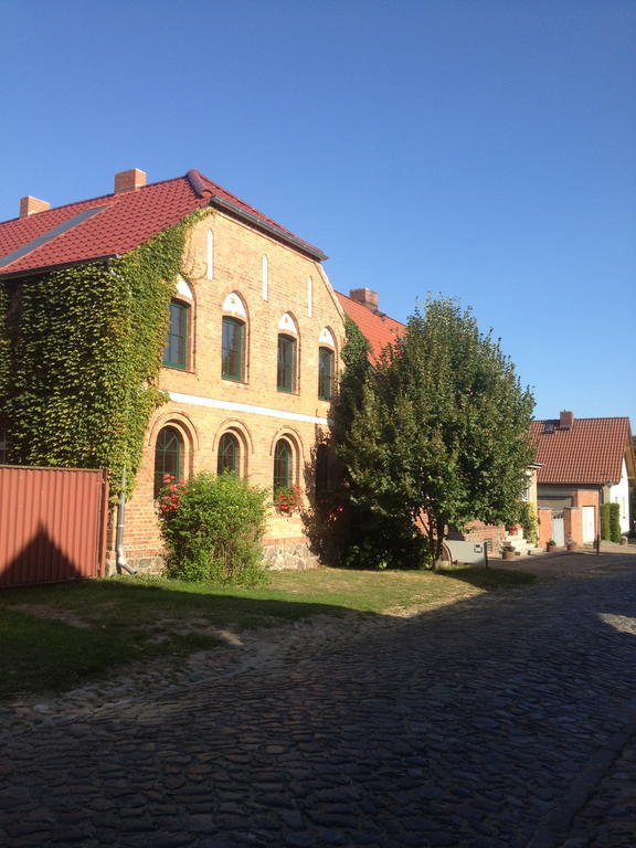 Pension Kunsthof Dahrenstedt Eksteriør billede